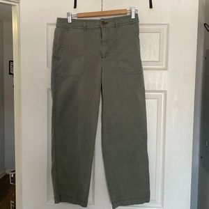 Gap Girlfriend khaki